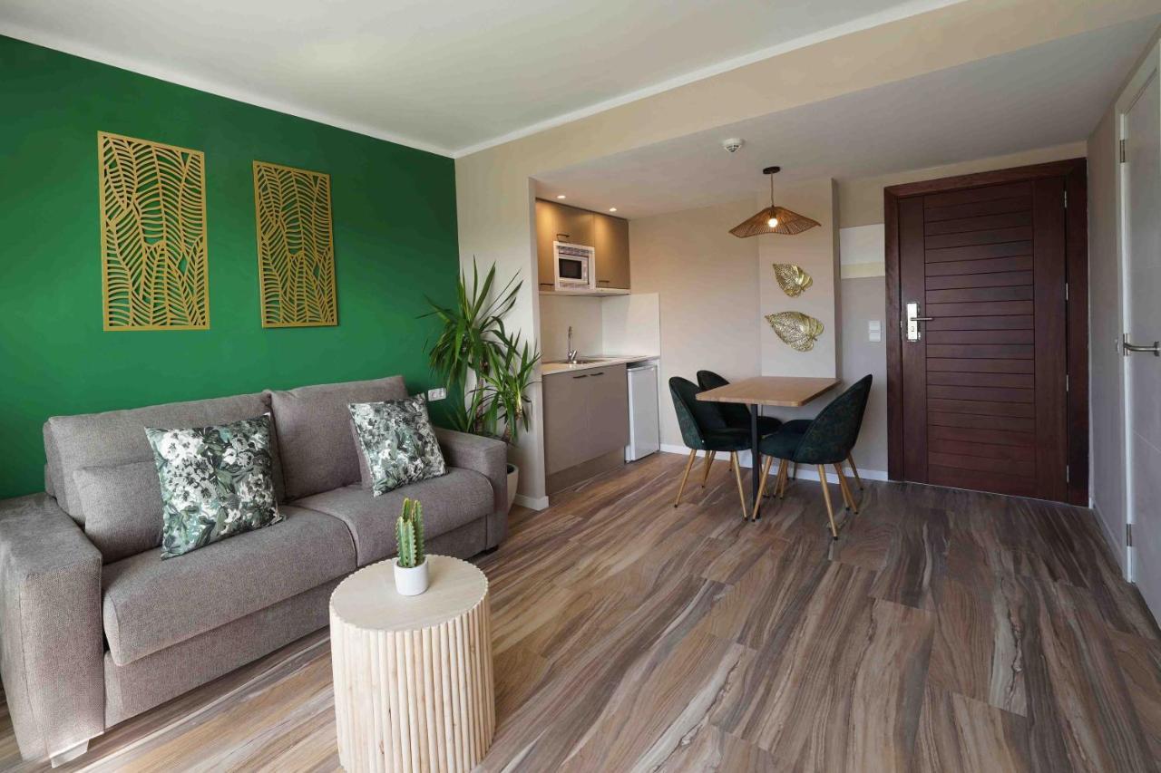 Apartamentos Ferrera Beach Cala d'Or  Ngoại thất bức ảnh